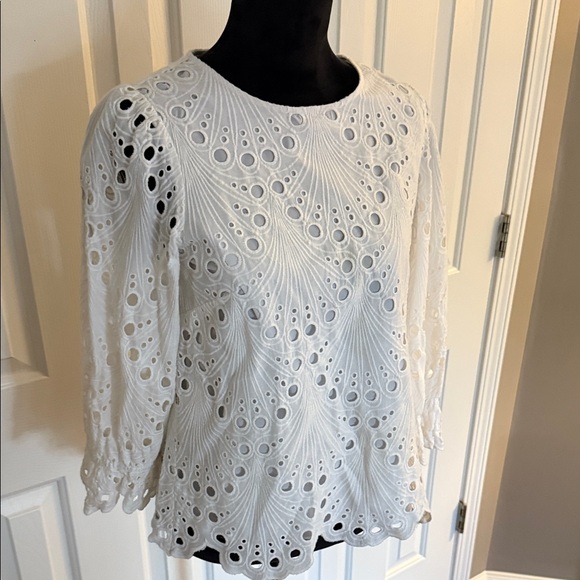 Sail to Sable White Eyelet Blouse - Picture 6 of 8